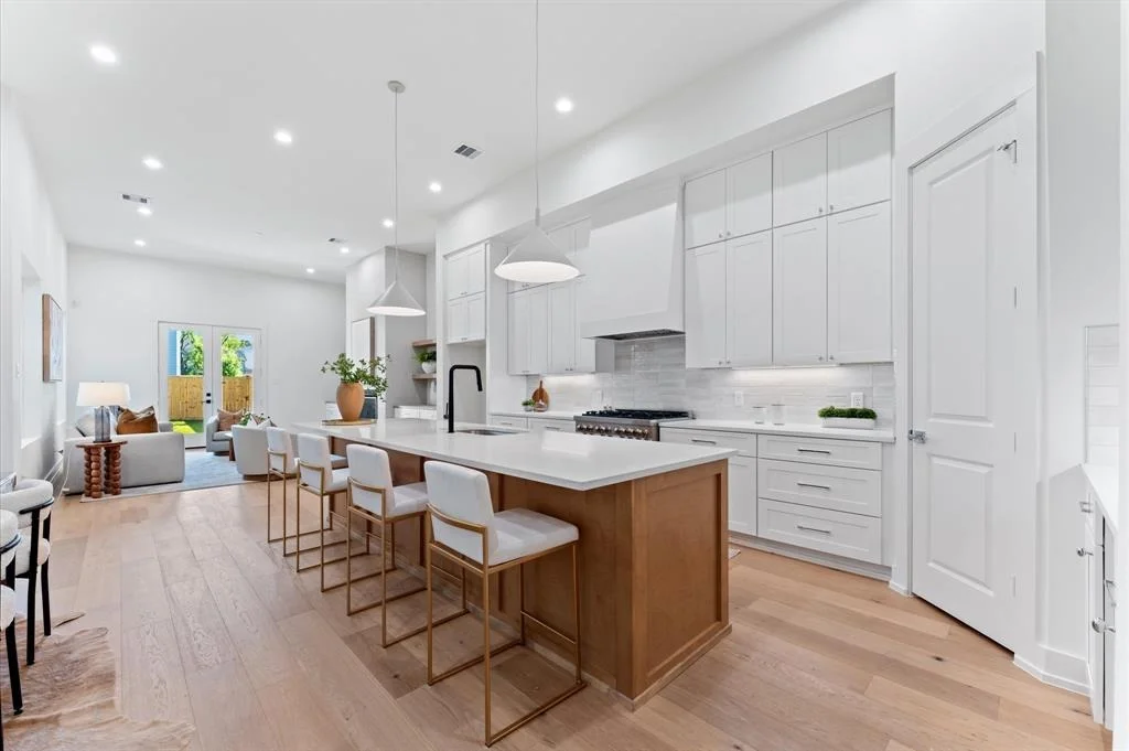 Photo of 324 Aurora Street