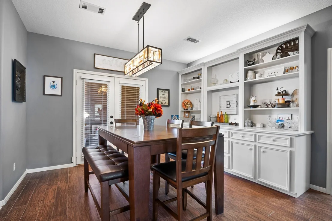 Photo of 9292 Deepwater Drive