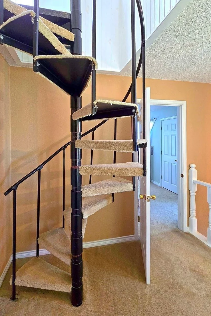 Photo of 670 Cedar Crest Circle