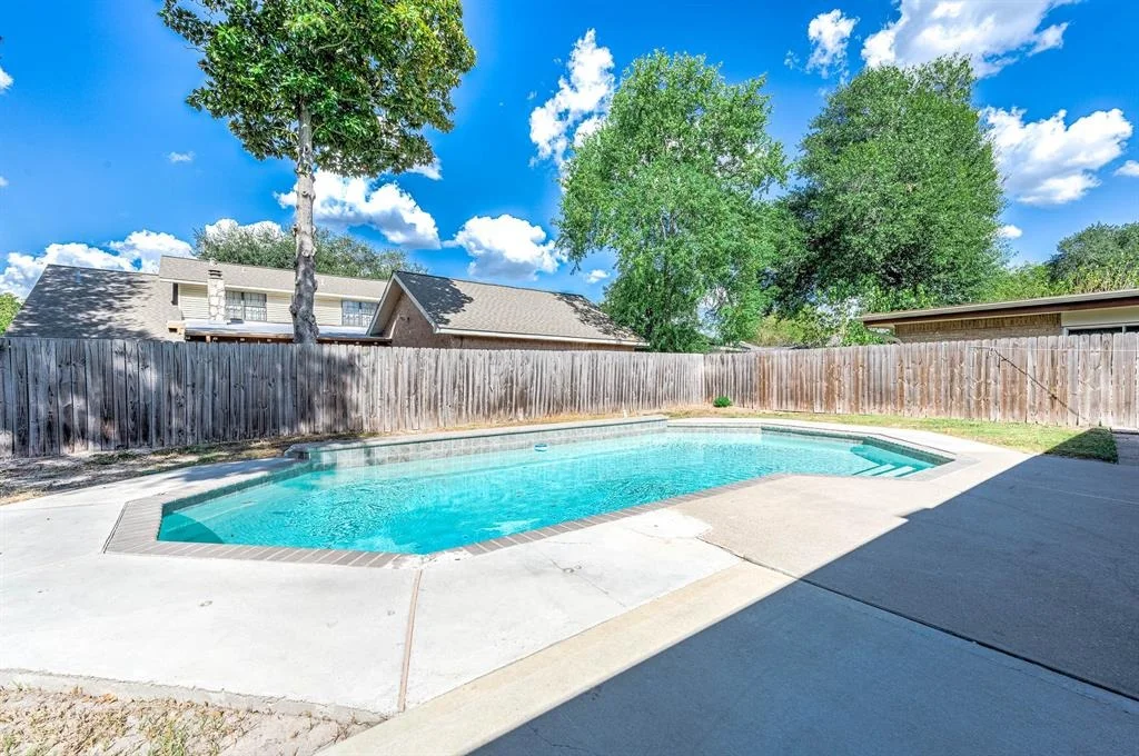 Photo of 13730 Wickersham Lane