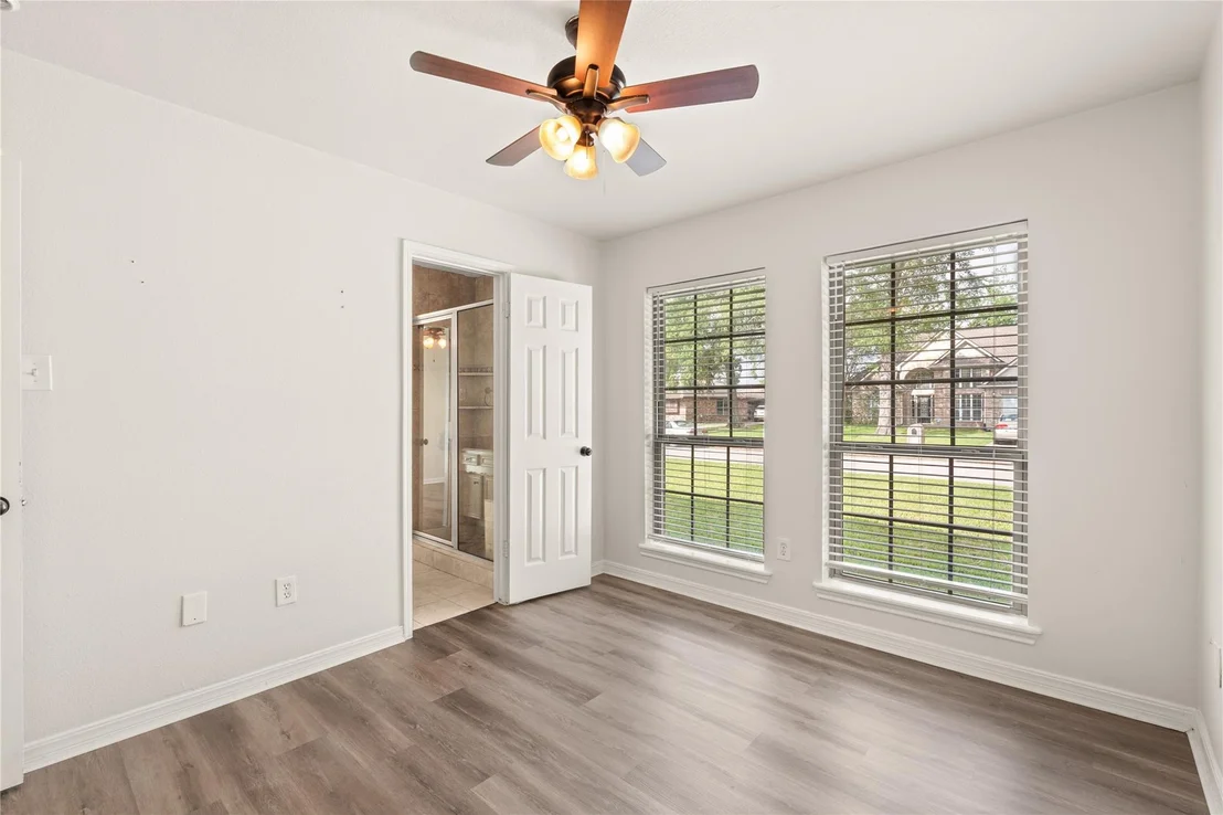 Photo of 16126 Spinnaker Drive