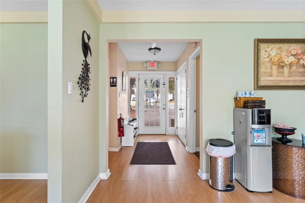 Photo of 3007 W Davis Street
