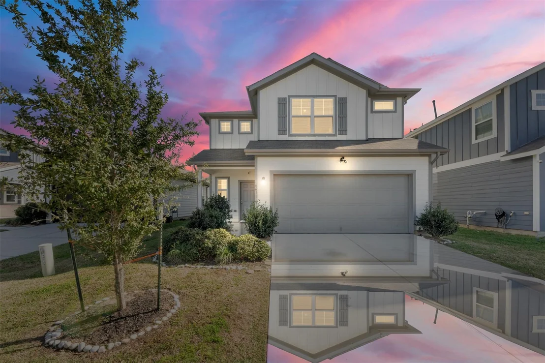 Photo of 4611 Prairie Chase Drive