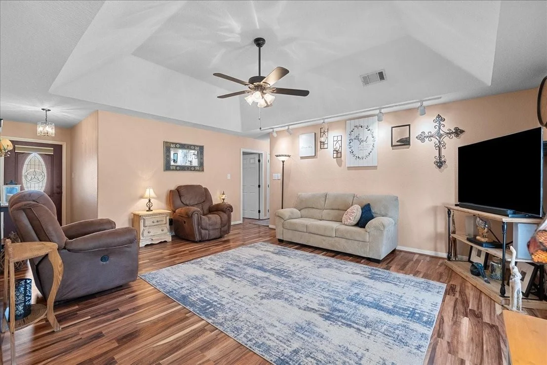 Photo of 3519 Lone Pine Drive