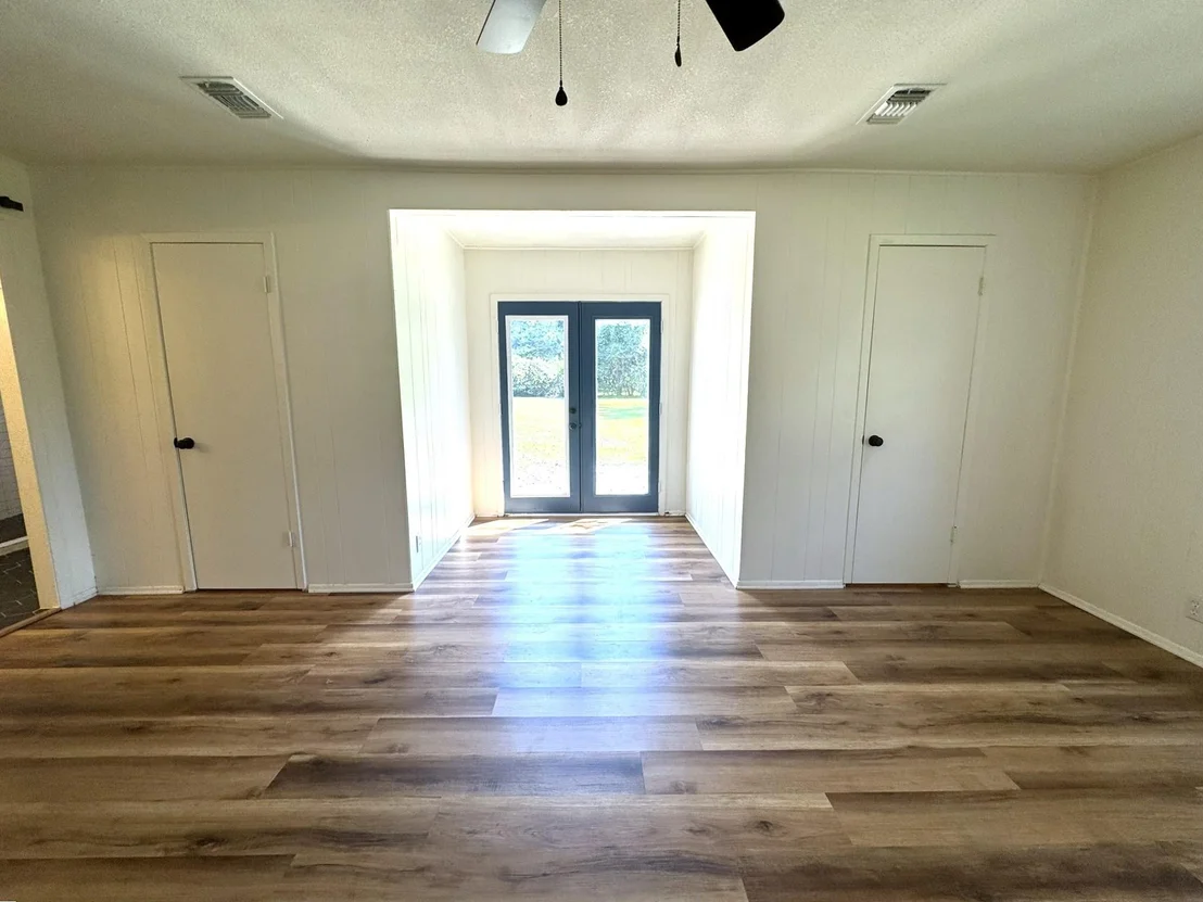 Photo of 1207 Half Moon Drive