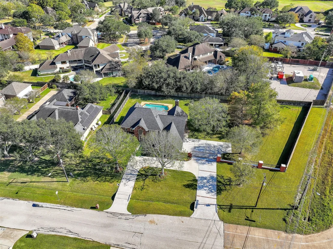 Photo of 101 Oak Drive