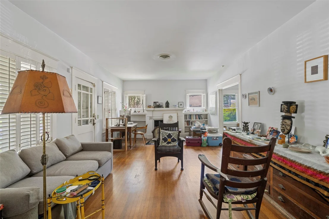 Photo of 3703 Graustark Street