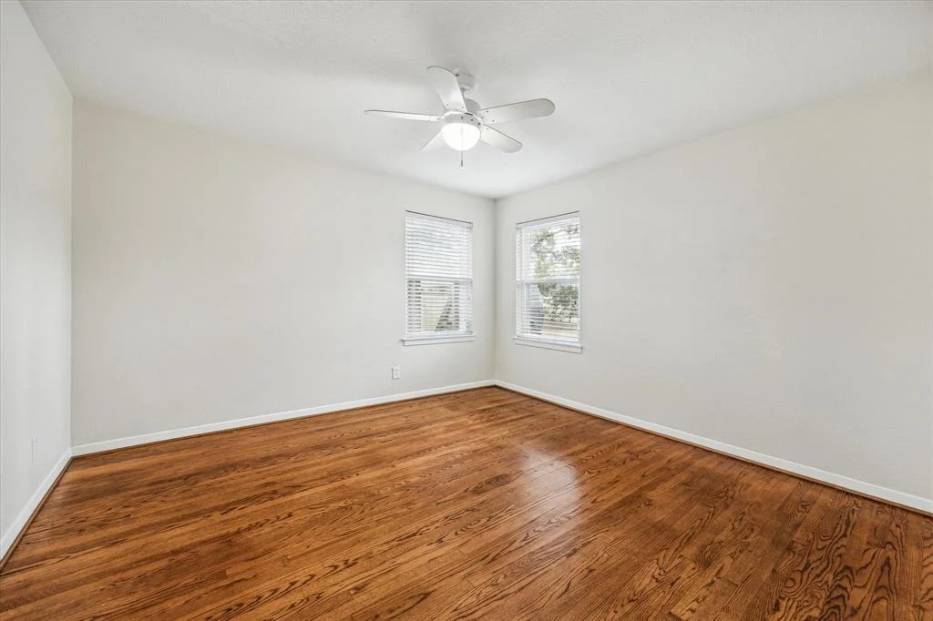 Photo of 9916 Westview Drive