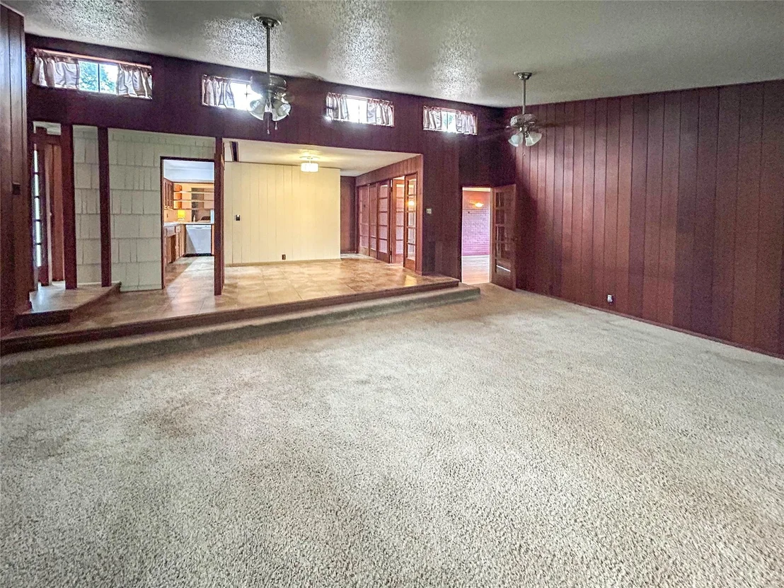 Photo of 530 Circle Way