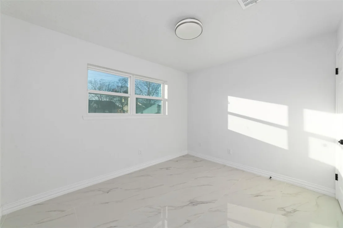 Photo of 11434 Sharpview Drive