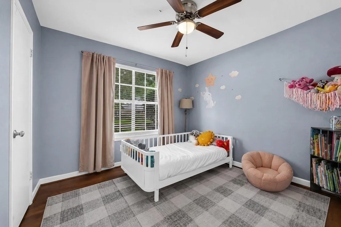 Photo of 22318 Hollybranch Drive