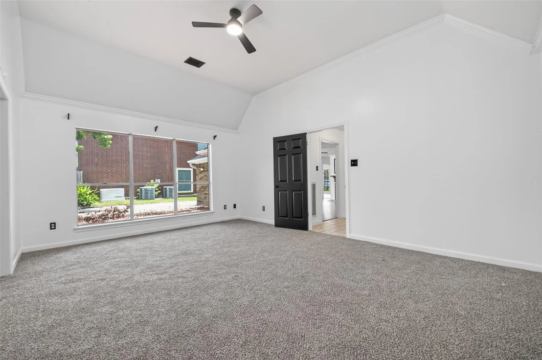 Photo of 5931 Thom Road