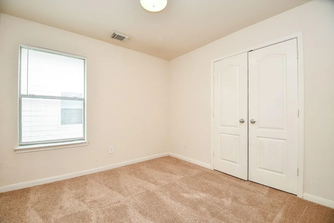 Photo of 29530 Legends Glen Drive