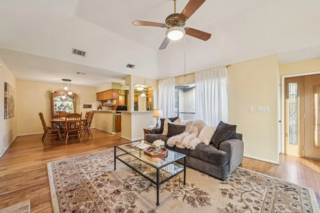 Photo of 2918 Crest Park Drive