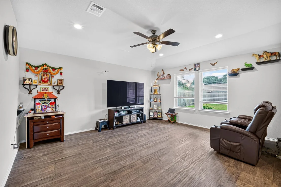 Photo of 3210 Specklebelly Drive Drive