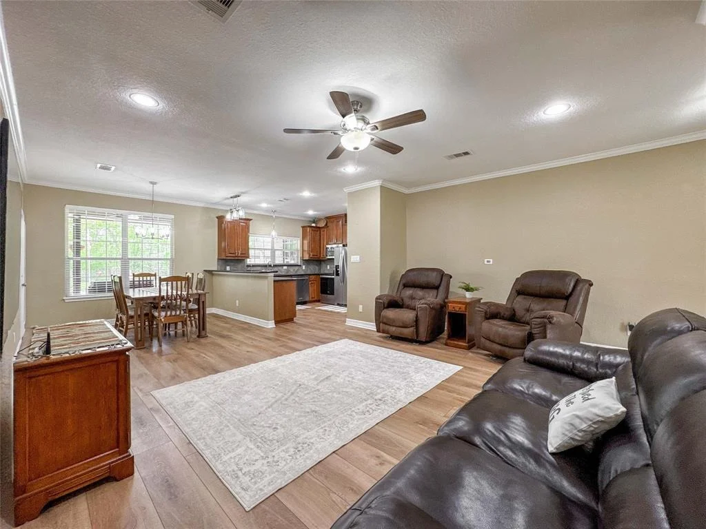 Photo of 15229 Cedar Street
