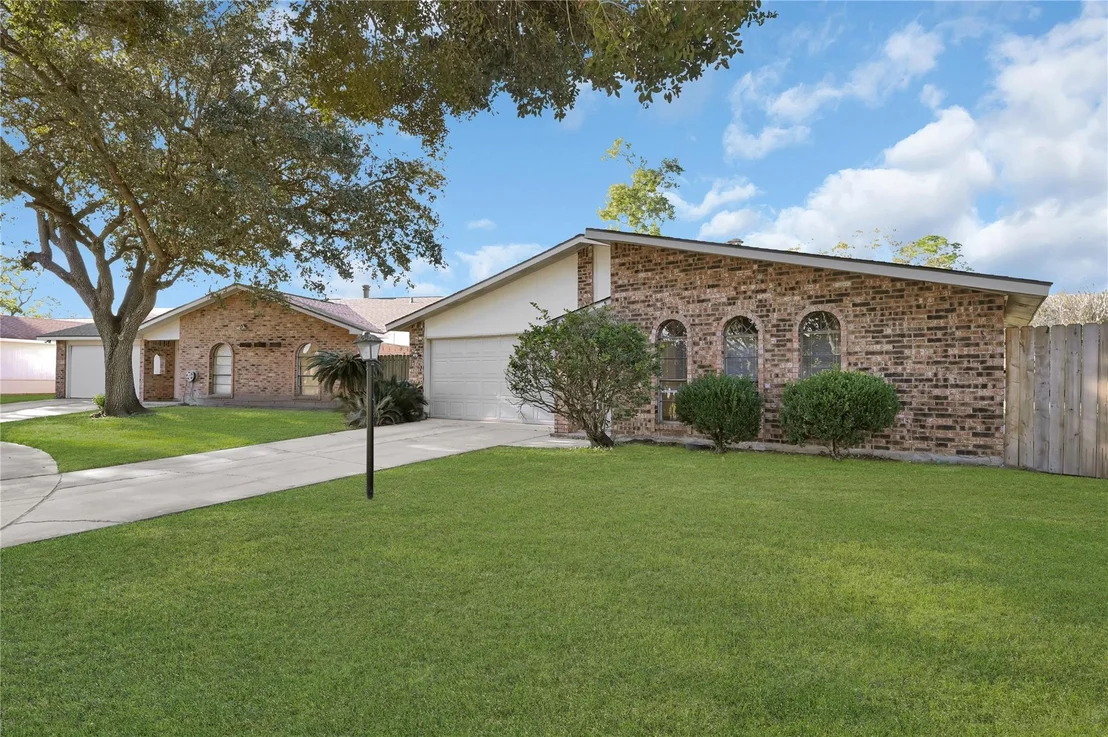 Photo of 15802 Ironfork Drive