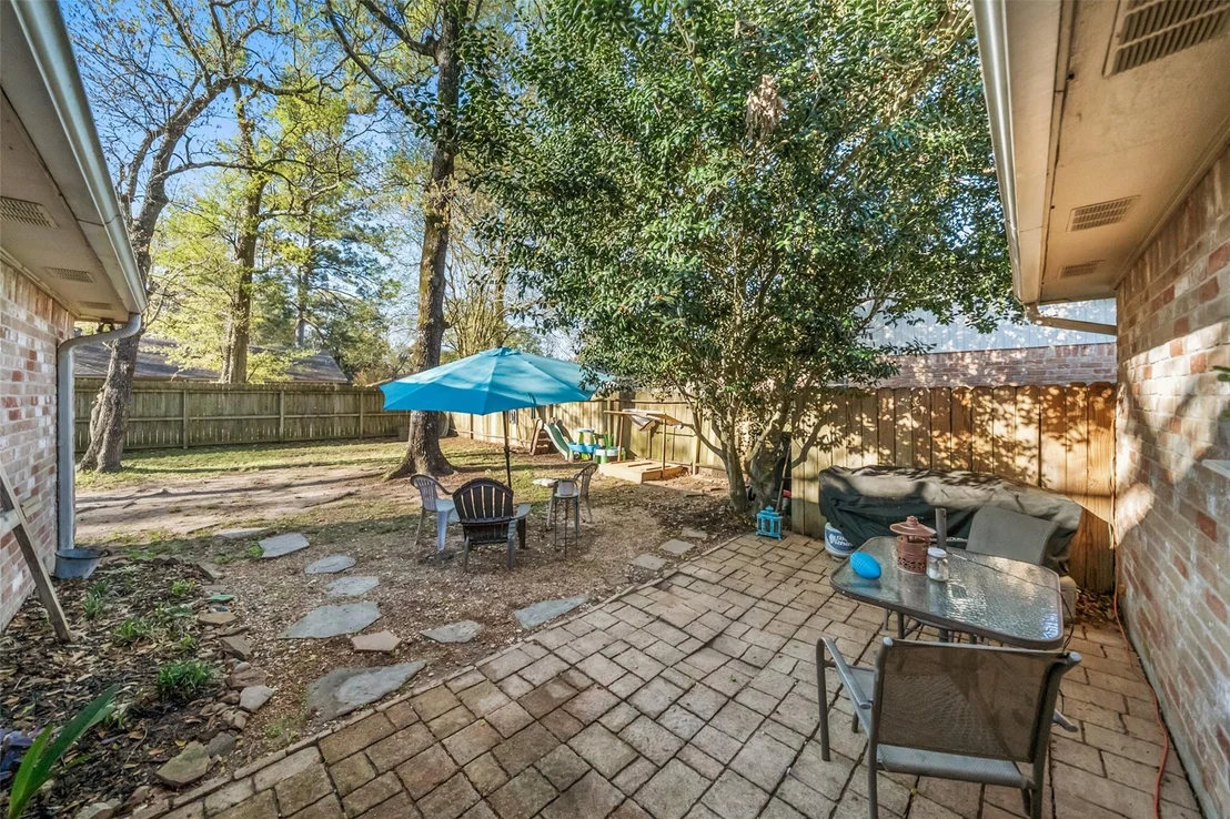 Photo of 2718 Longleaf Pines Drive