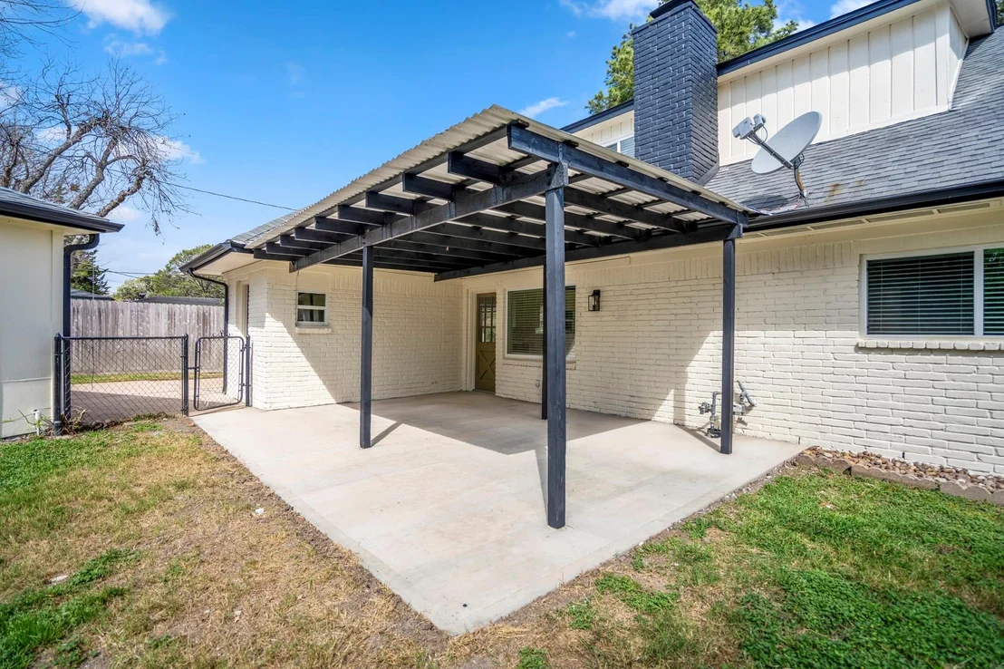 Photo of 8207 Langdon Lane