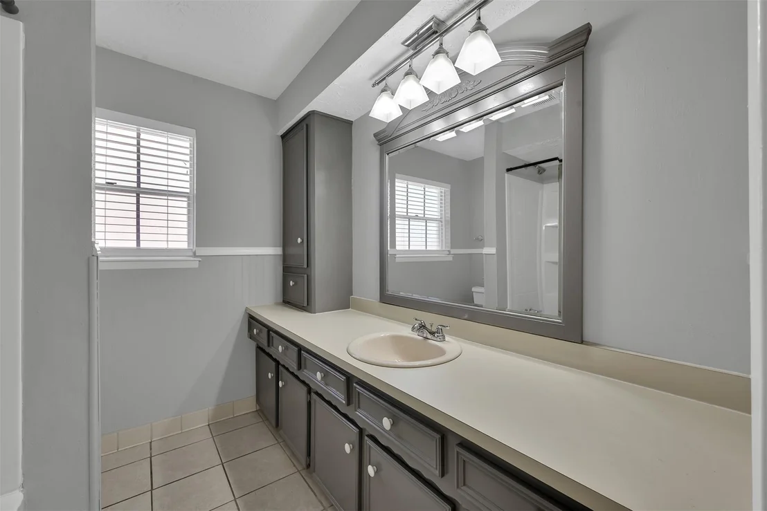 Photo of 27121 Wells Lane