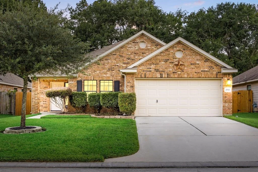 Photo of 2715 Lexington Park Drive