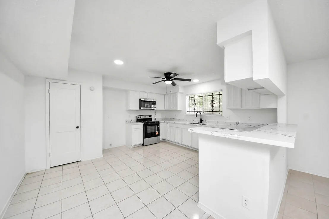 Photo of 13402 Pecan Oak Drive