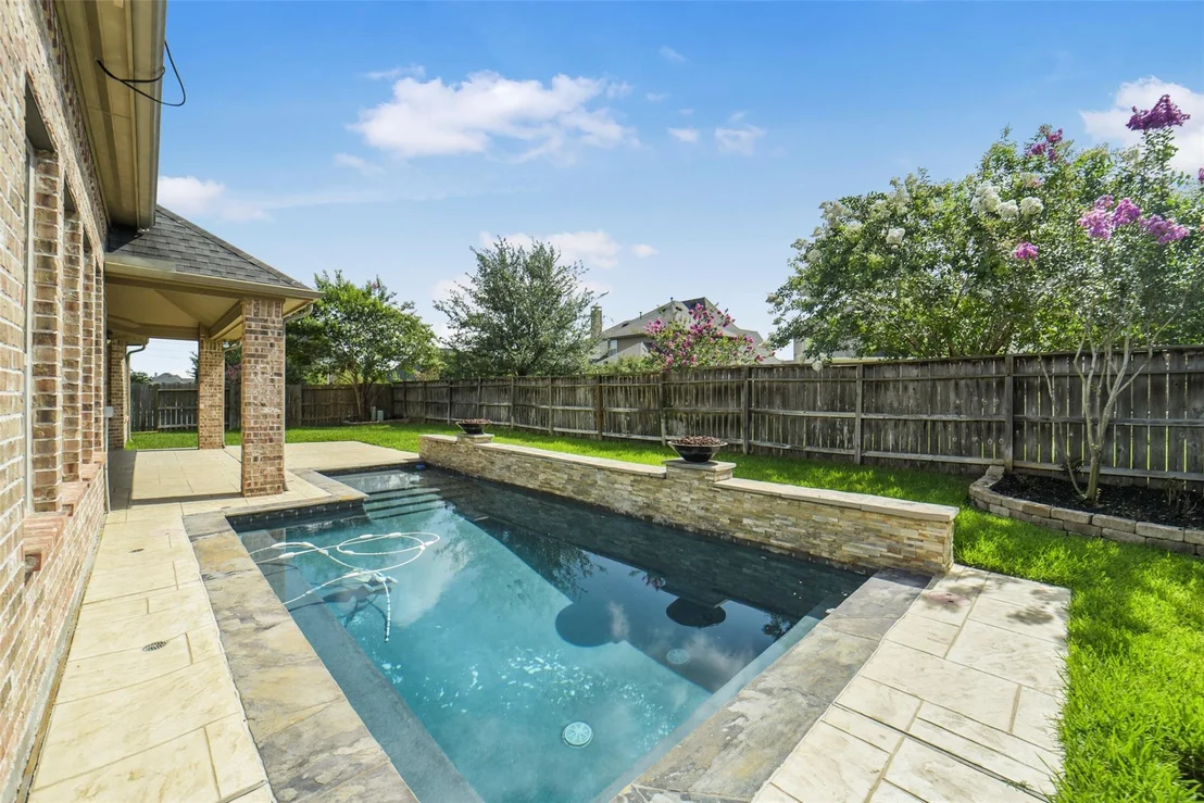 Photo of 2307 Draycutt Drive