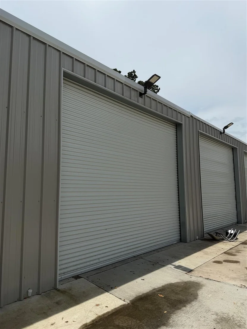 Photo of 9727 Radio Street