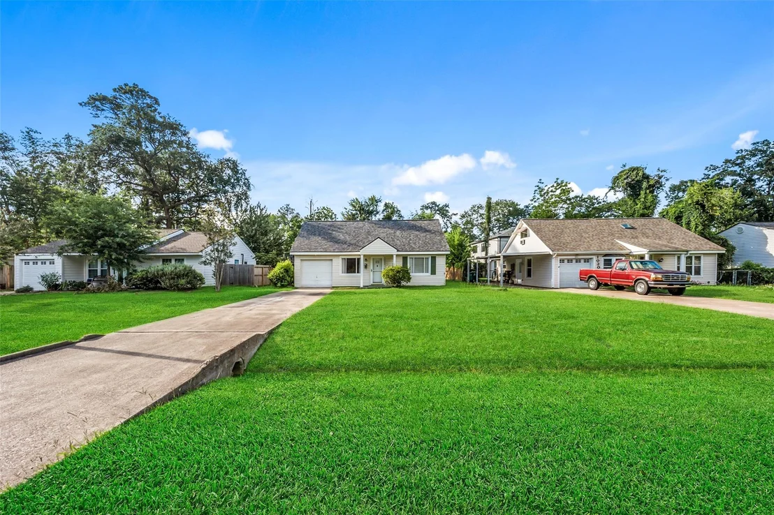 Photo of 1034 Lamonte Lane