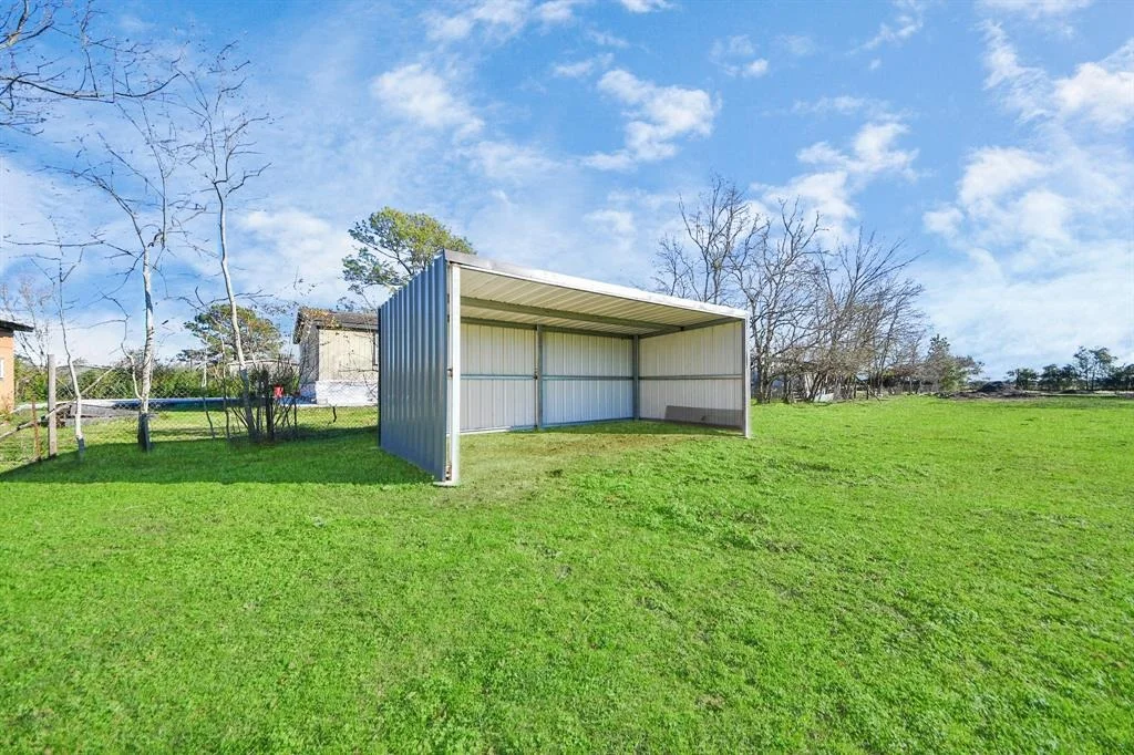 Photo of 906 Misty Way Drive