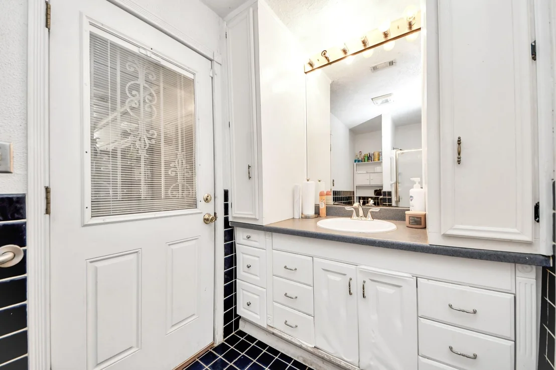 Photo of 6423 Bluestone Drive