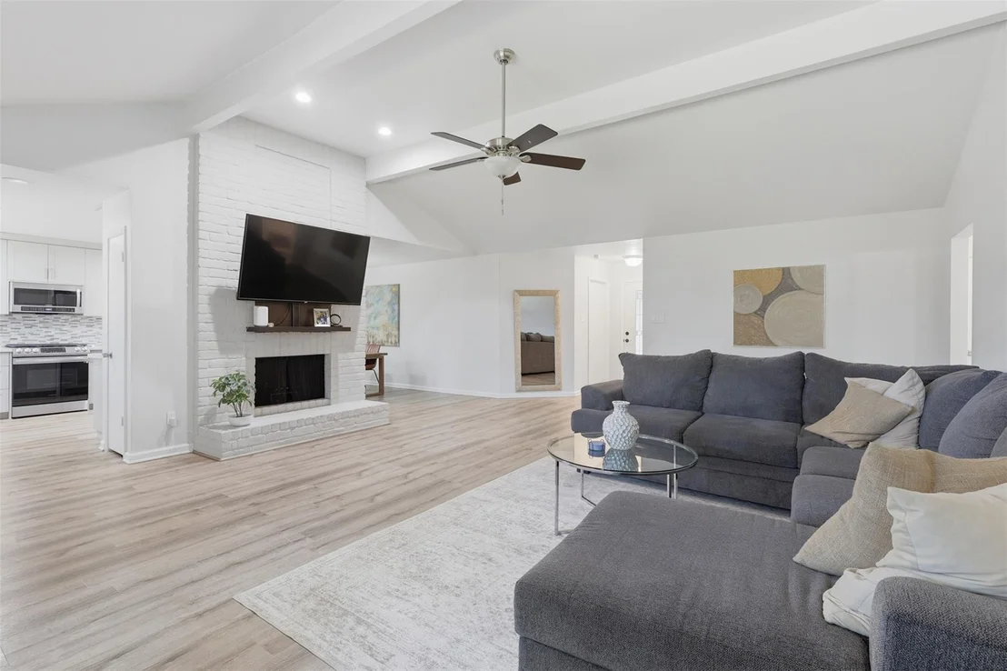 Photo of 12019 Plumbrook Drive