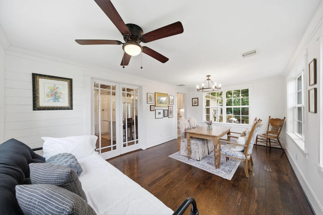 Photo of 5313 Palm Drive