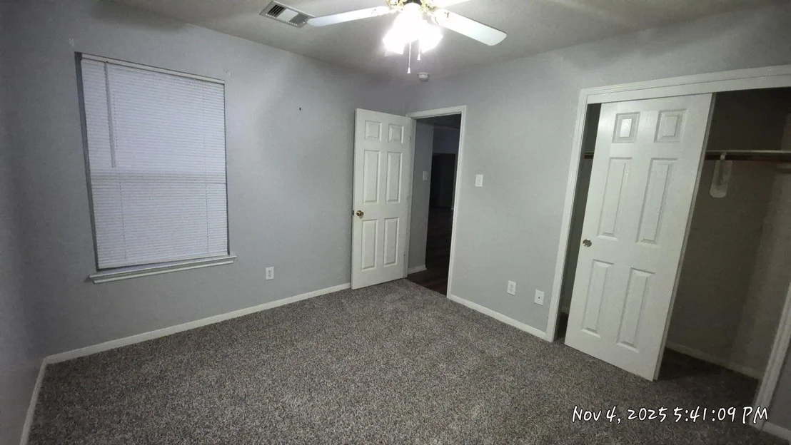 Photo of 22314 Lamaster Lane