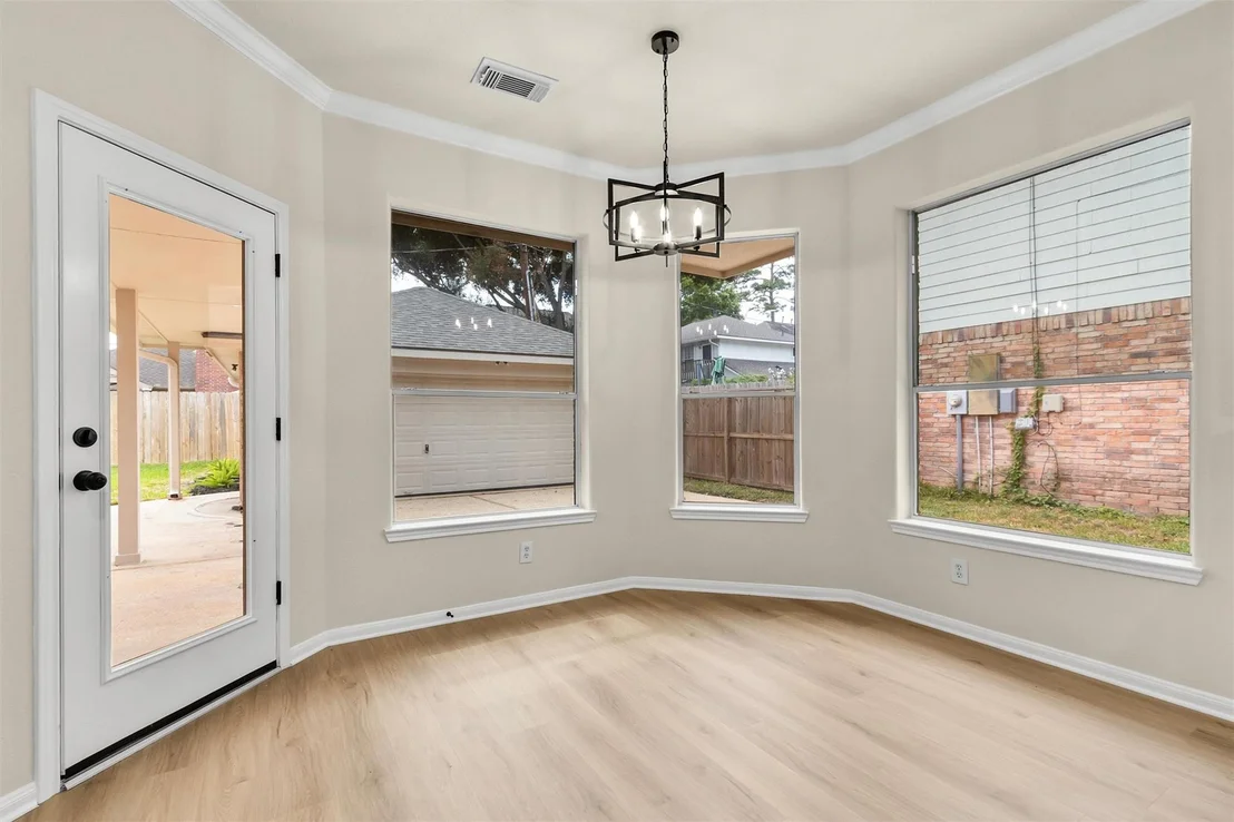 Photo of 19111 Emory Trail