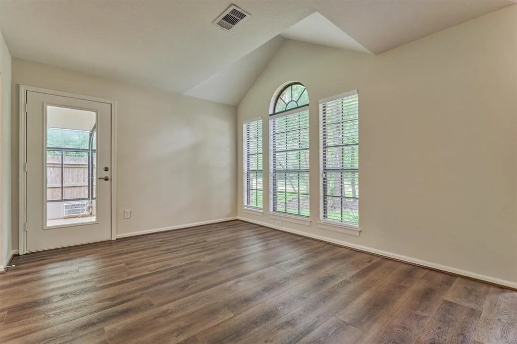 Photo of 199 N Village Knoll Circle