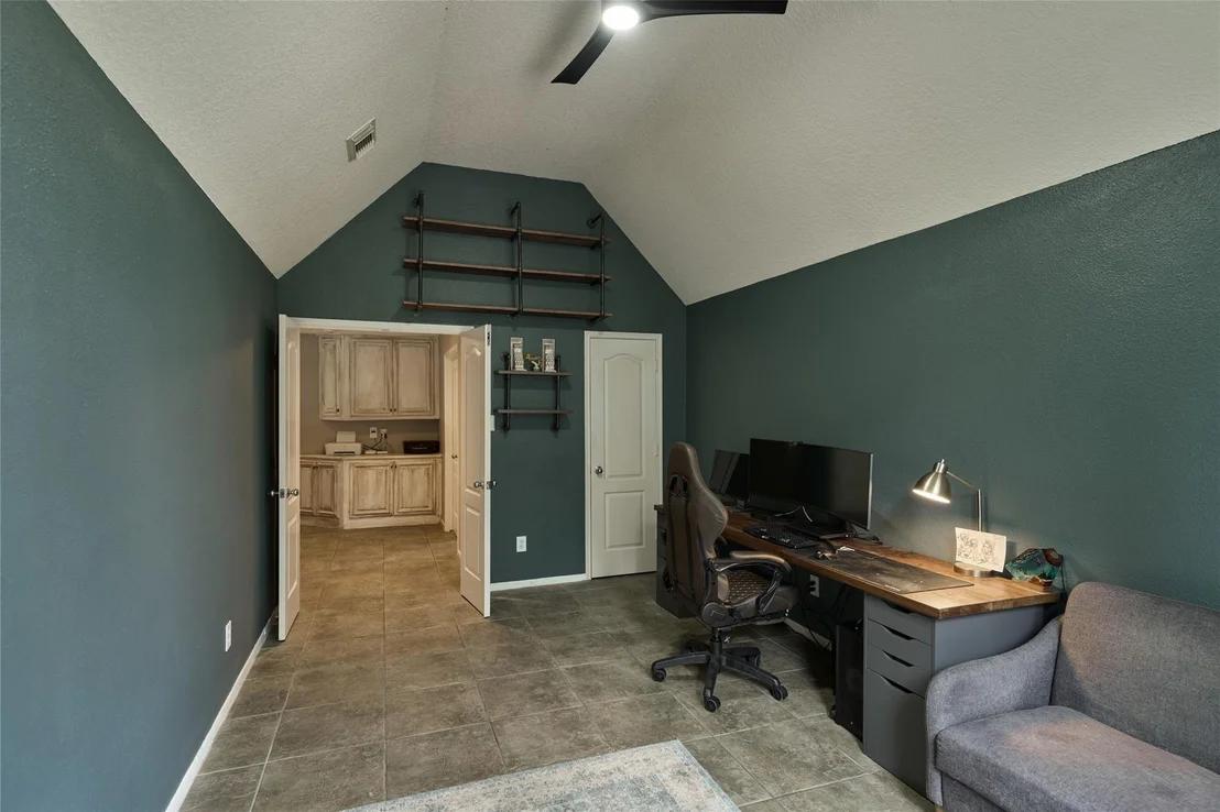 Photo of 37 Pinepath Place
