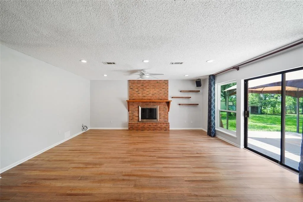 Photo of 44750 Cary Lane