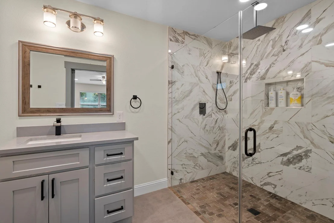 Photo of 2402 Chimney Rock Road