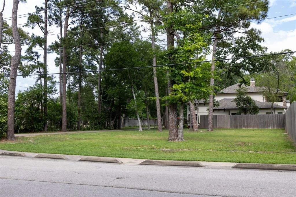 Photo of 450 Tallowood Road