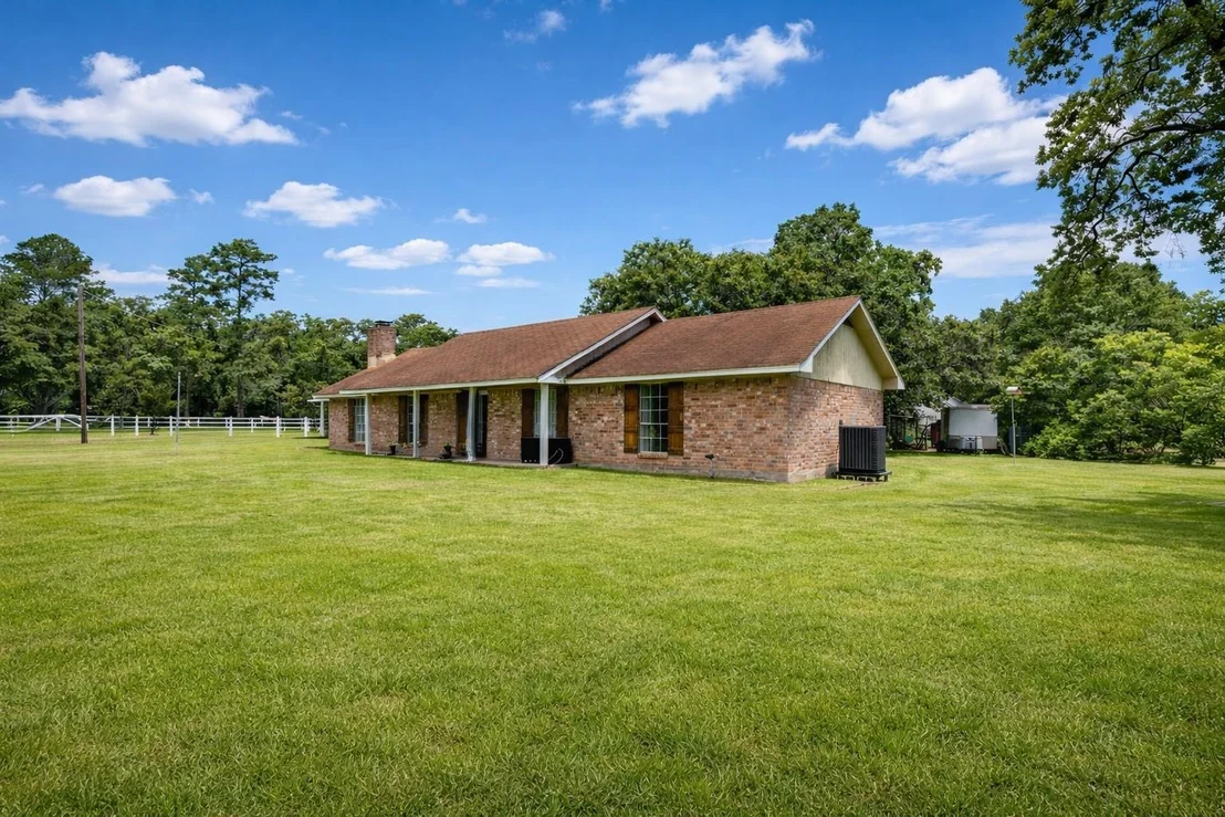Photo of 15486 W Loop Drive