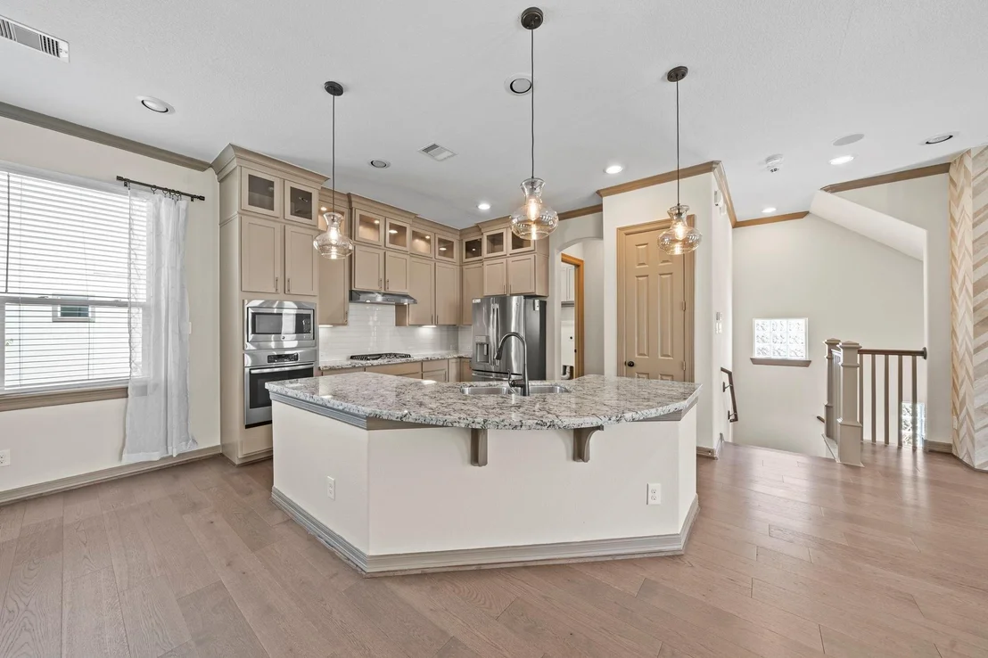 Photo of 1506 Grayson Oaks Place