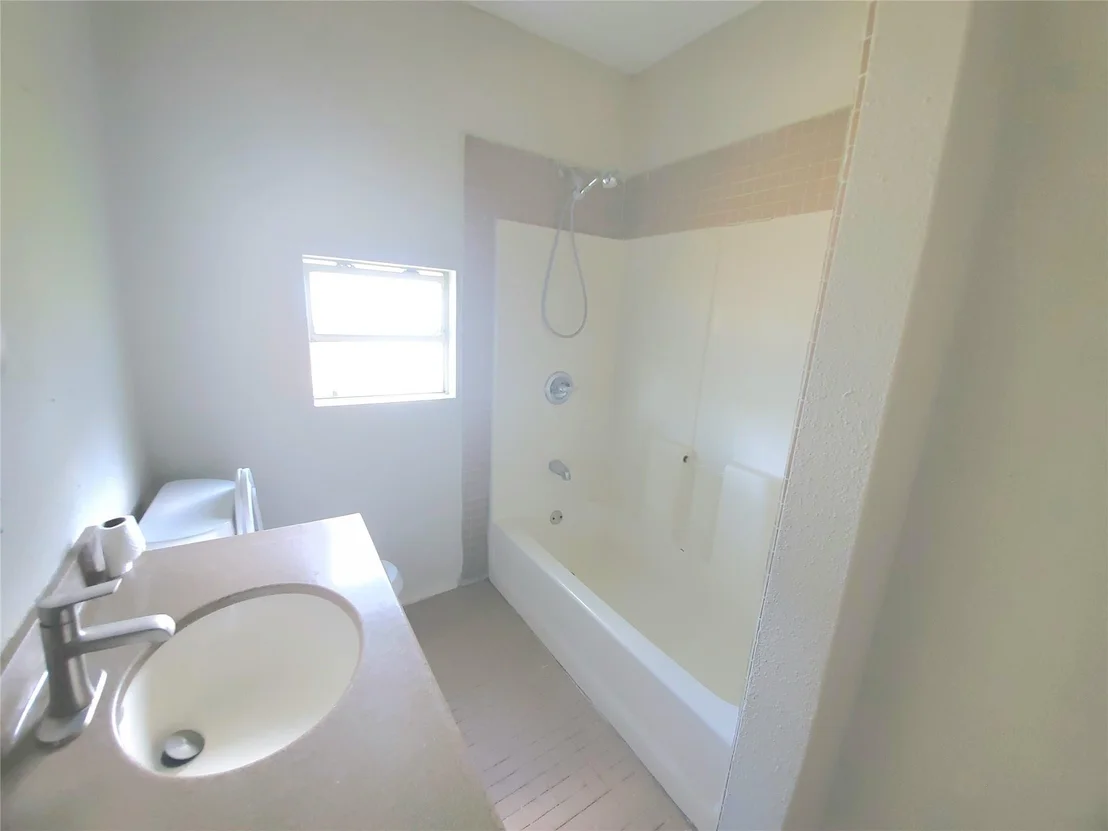 Photo of 9831 Bamboo Road