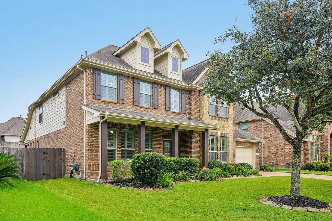 Photo of 4220 Walnut Bend Drive