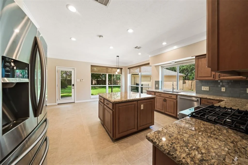 Photo of 2123 Riverside Drive
