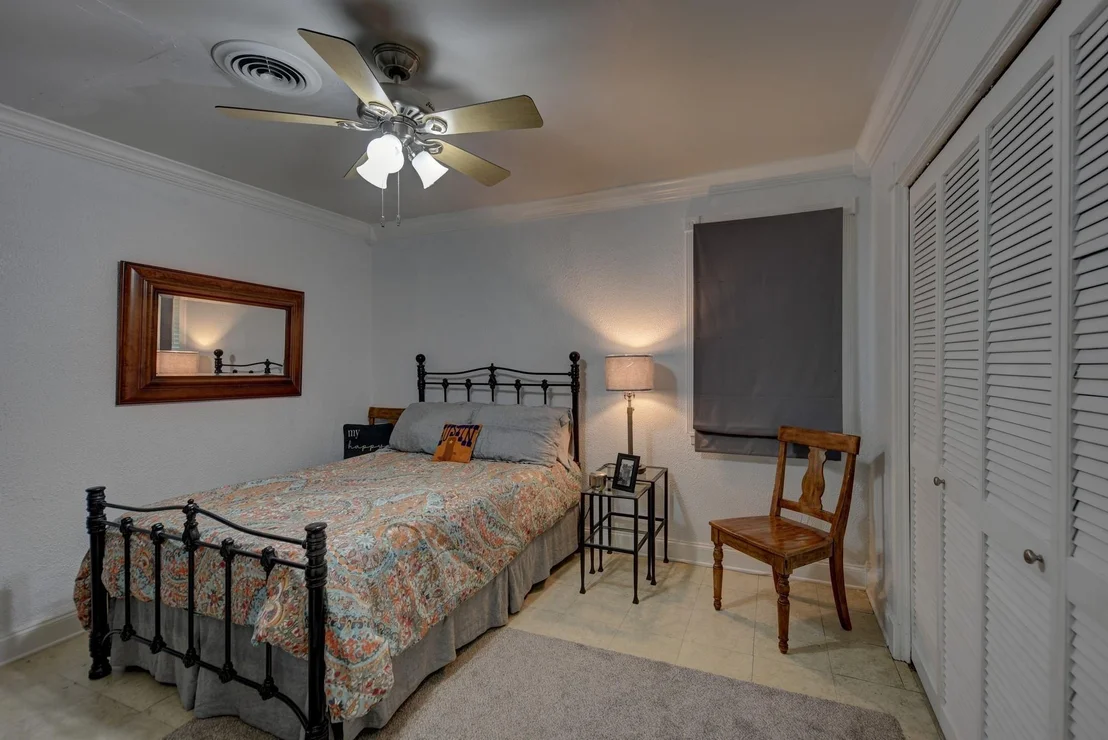 Photo of 204 Meadow Lane
