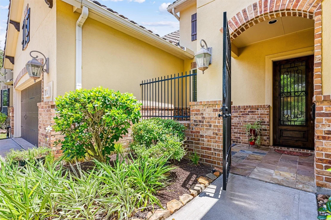 Photo of 103 Lake View Loop