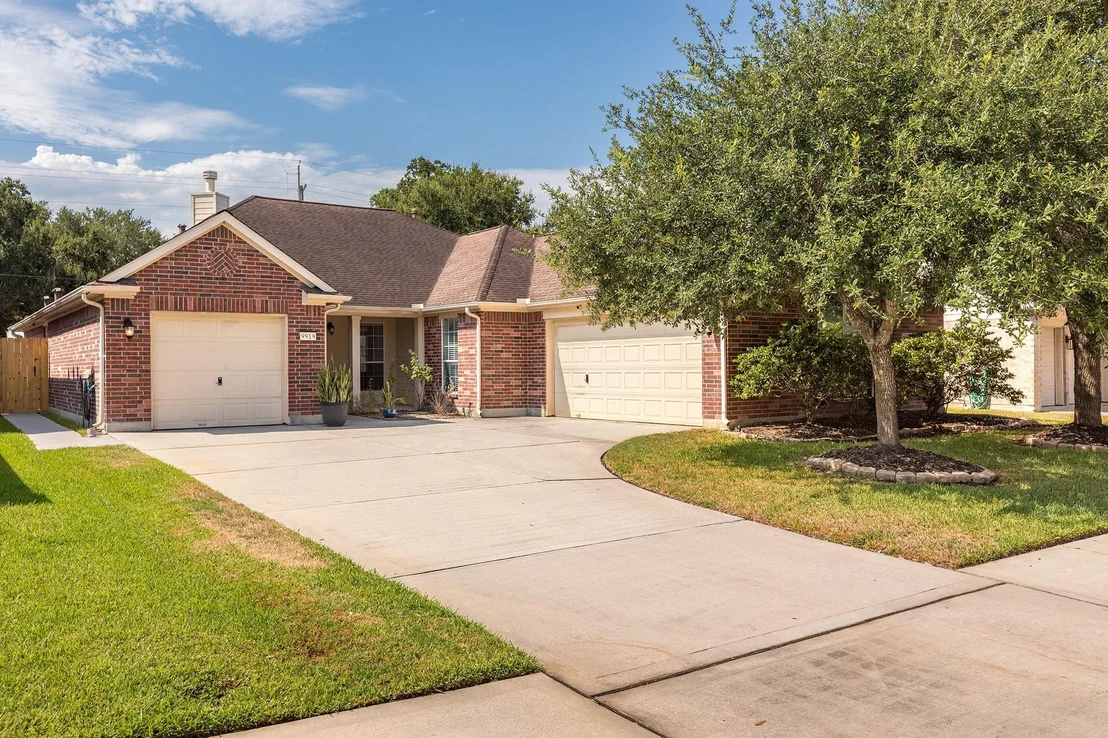 Photo of 9919 Memorial Crossing Drive