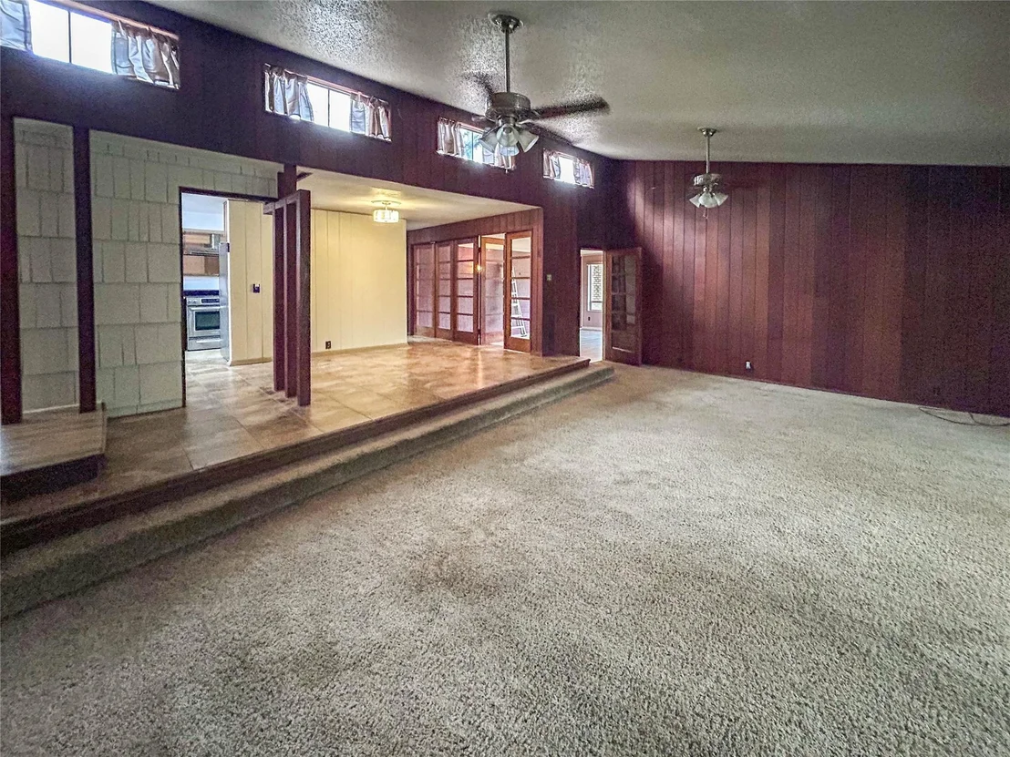 Photo of 530 Circle Way
