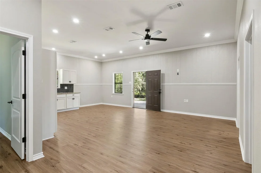 Photo of 131 Oaklane Drive